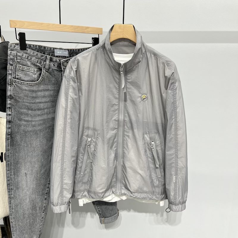 Spring Summer Lightweight Collar Sun Protection Jacket for Men Simple Smile Embroidery Loose Youth Outerwear Trend