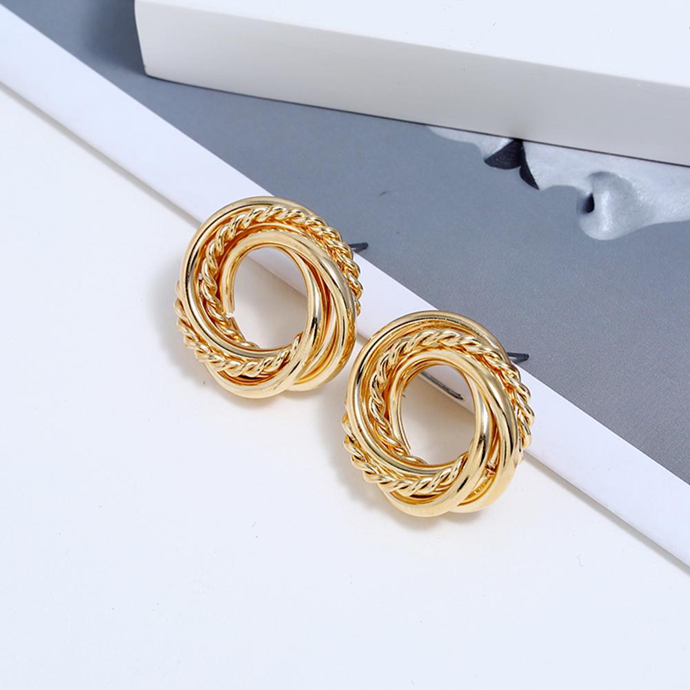 1 Pair Vintage Round Metal Fashion All-match Earrings for Women