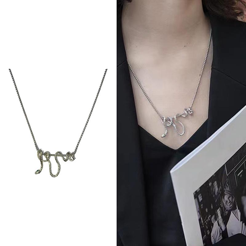 

Punk Snake Pendant Necklace Winding Silver Color Unique Men Women Hiphop Neck Jewelry Statement Snake Choker Gifts