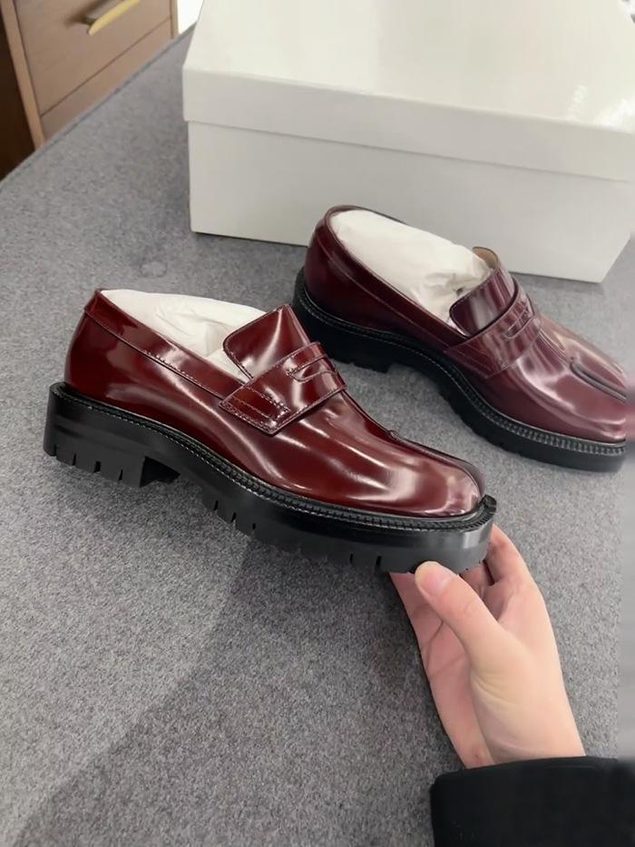 

Туфли Tabi на толстой подошве с раздвоенным носком, женские, в британском стиле, подковы, свиные рысаки, маленькие кожаные туфли на шнуровке, лоферы 40