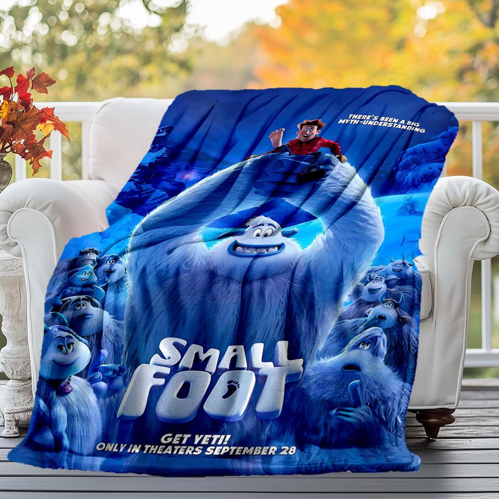 1pc small foot Outdoor Flannel Blanket Soft Plush Decor for Picnics, camping,Bedroom, Playroom, or Lunch Break, Perfect Gift