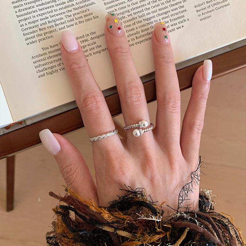 Design Open Elegant Pearl Ring For Women Distinctive Copper Fashion Statement Jewelry