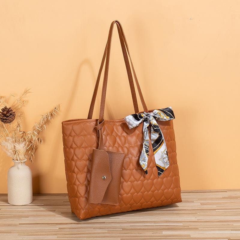 Модная вместительная стеганая вышитая сумка-тоут с простым шарфом 2025 года – Хит продаж в Юго-Восточной Азии, сумка-ведро на плечо коричневый