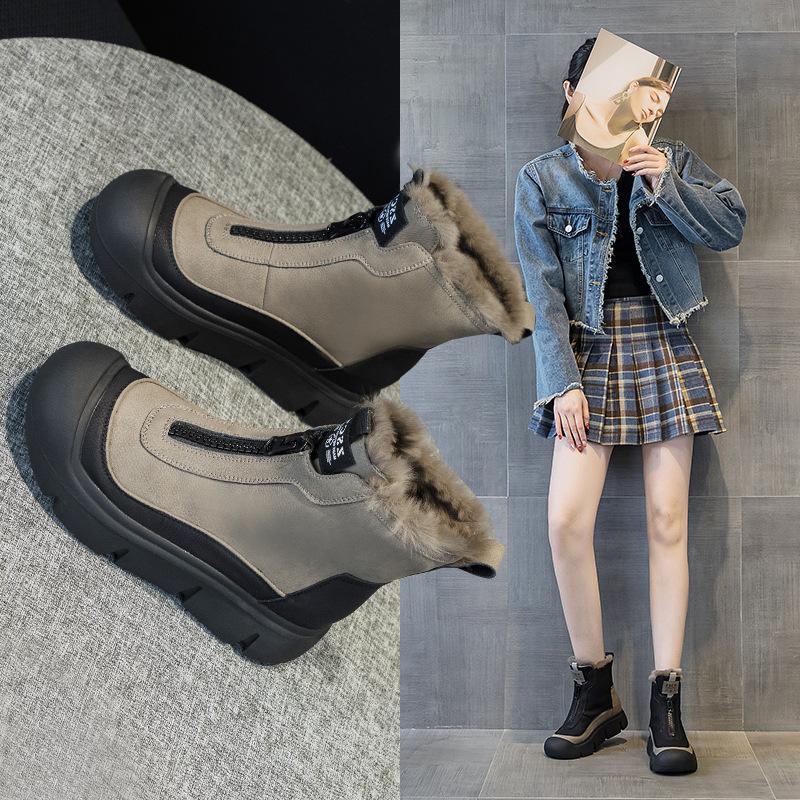 Boots women's soft leather Martin boots comfortable women's shoes autumn 2025 new velvet short boots autumn and winter explosion