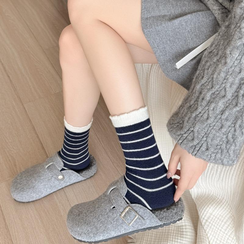 Striped Lace Wool Socks for Women, Mid-calf Socks for Spring and Autumn, Warm and Thick, Trendy Autumn Long Calf Socks