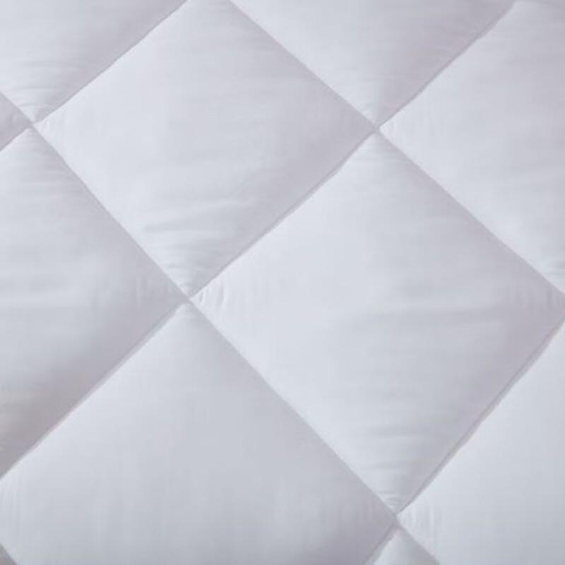 Mengjie All-Season Seven-Hole Fiber Quilt