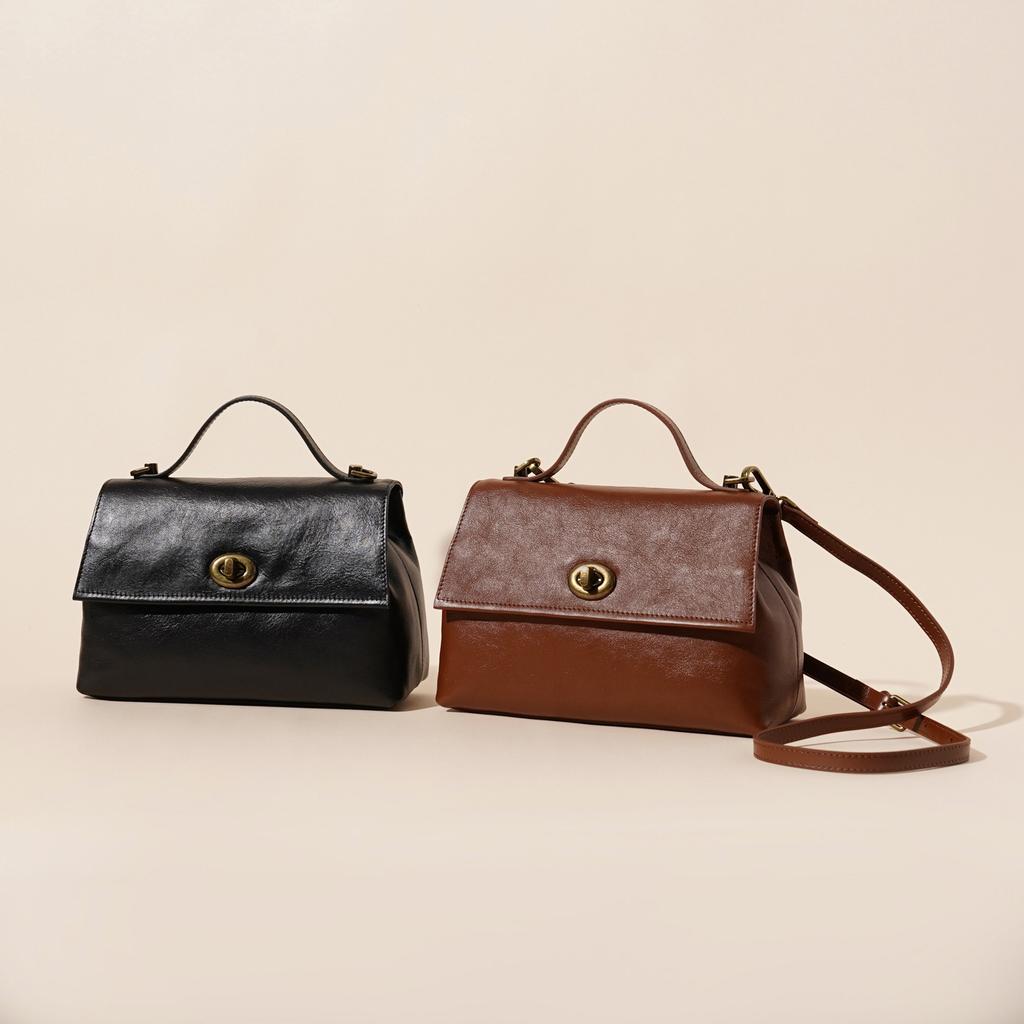 Vintage Top Layer Cowhide Single Shoulder Small Square Bag, New Flip Cover Mailman Bag, Genuine Leather, Niche Commuting Crossbody Bag for Women