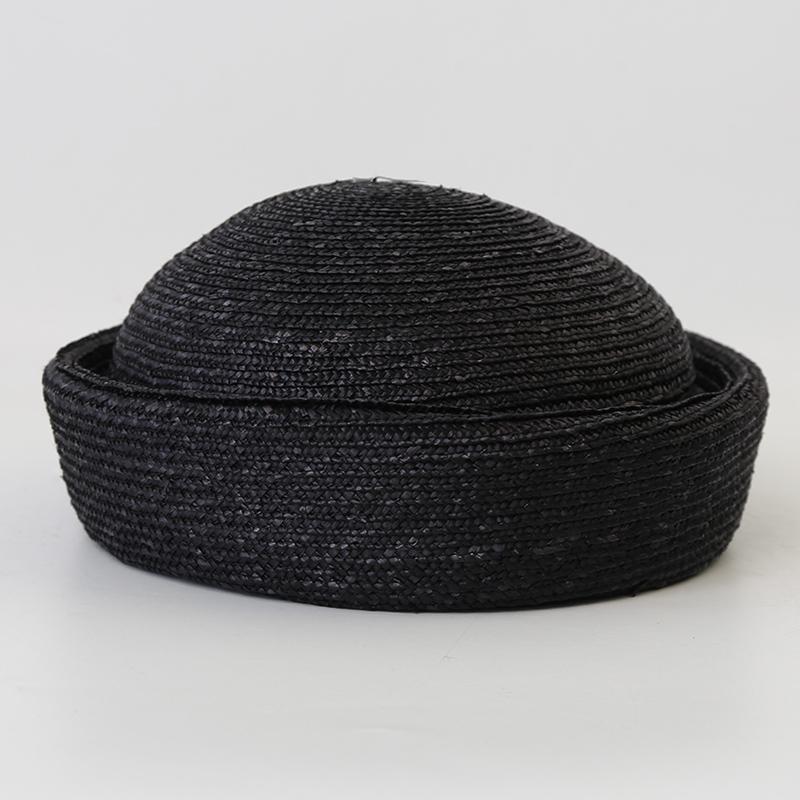 Ins Blogger Natural Straw Pillbox Hat Flat Berets Women HandWoven Sun Hat Summer Circle Concave Top Church Derby Party Beach Cap