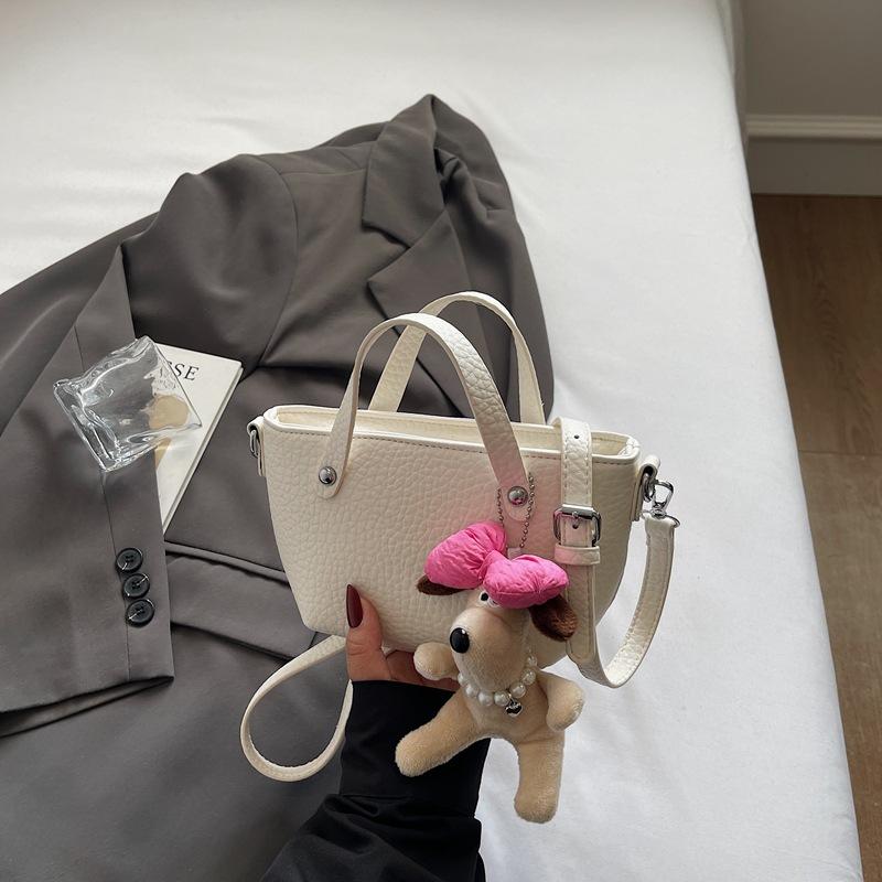 Casual texture simple bucket bag spring new women's shoulder bag beautiful foreign trend crossbody bag
