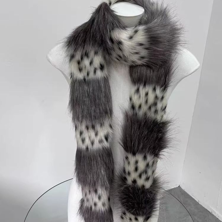 Fashionable High-end Plush Scarf Warm Neck Gaiter Ladies Scarf