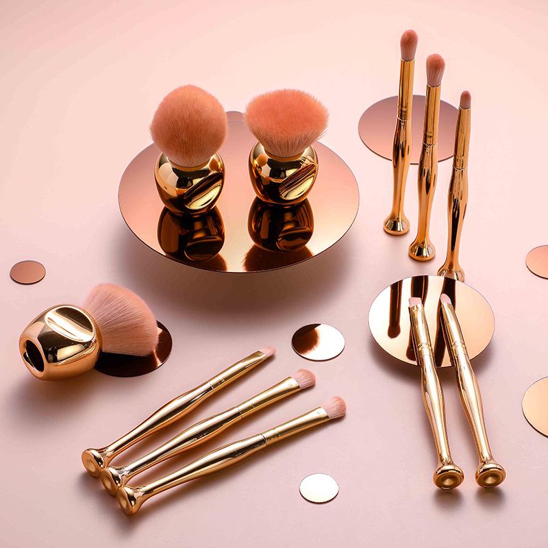 

Premium 11-Piece Gold Makeup Brush Set: Eyeshadow, Foundation, Concealer, Blush Brushes