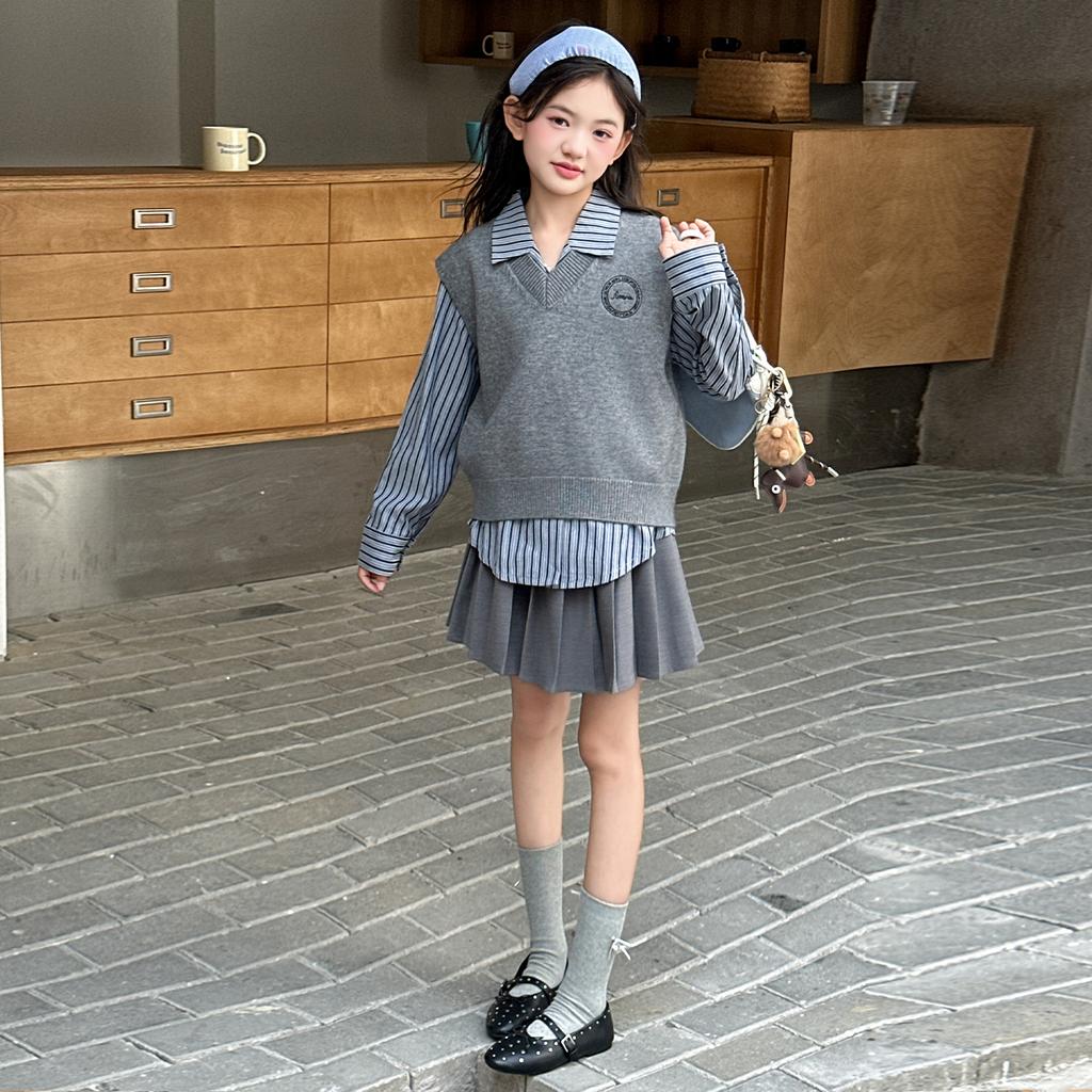 Girls' Spring/Autumn Korean Style Vest & Shirt Set