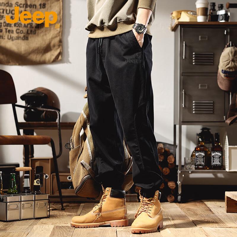 JEEP Men's Loose Fit Cargo Joggers