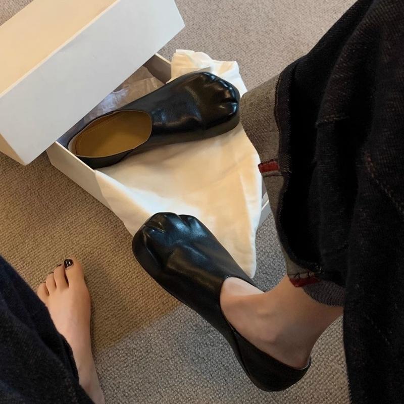 Fashion 2025 New Style Cat Claws Leather Flats Solid Slip On Leisure Dress Shoes Lovely Girls Fashion Concise Comfy Niche Design Shoes