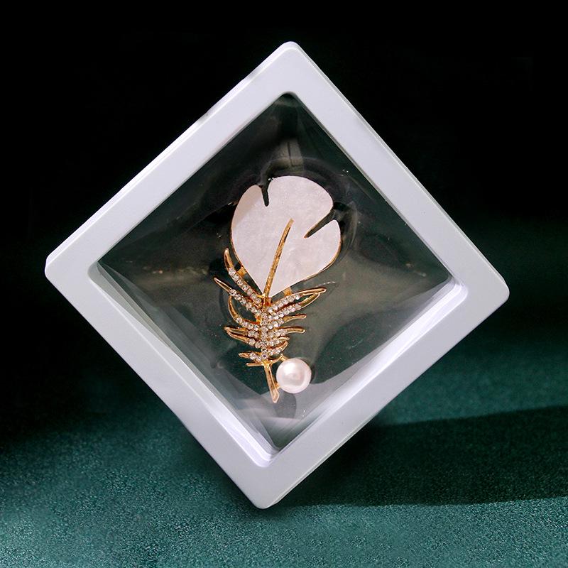 Exquisite Pearl Scarf Buckle: Rhinestone Butterfly Brooch & Bow