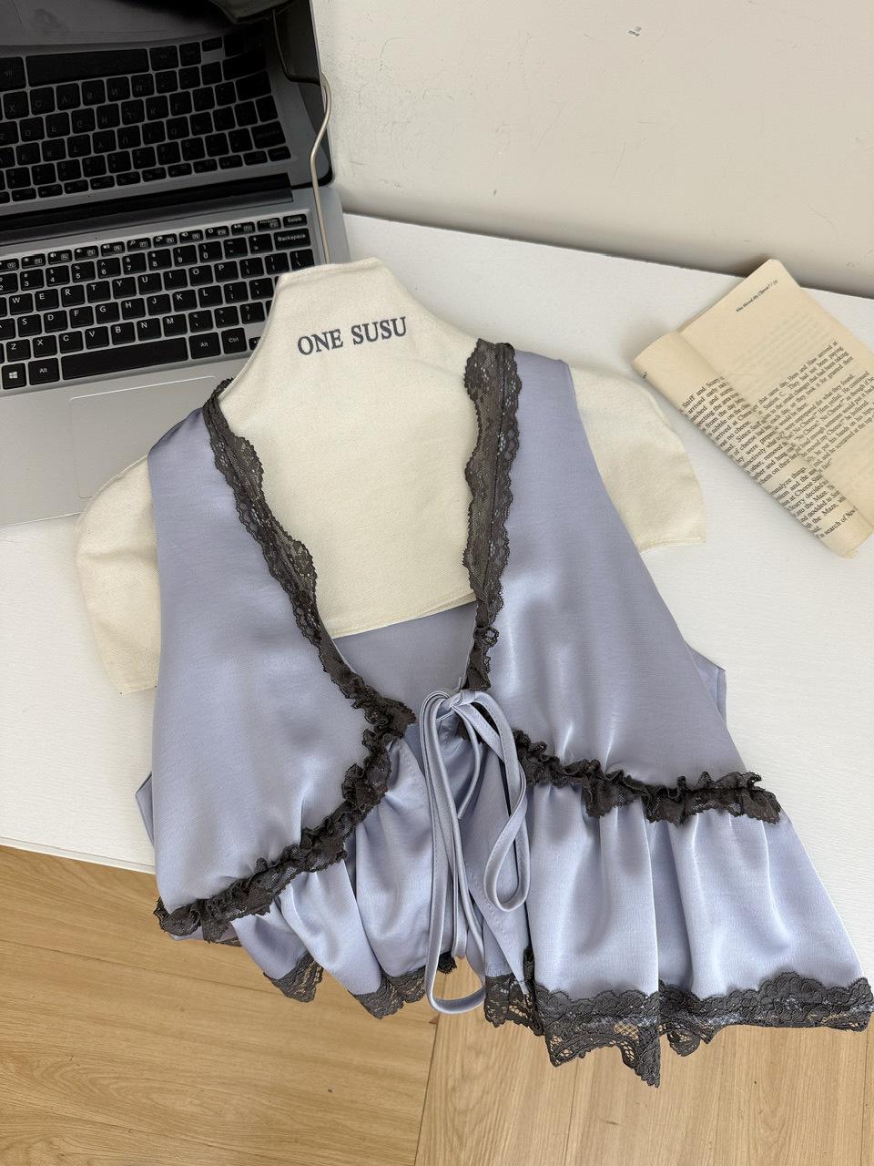 Elegant Color Block Lace V-Neck Sleeveless Camisole Medium серо голубой