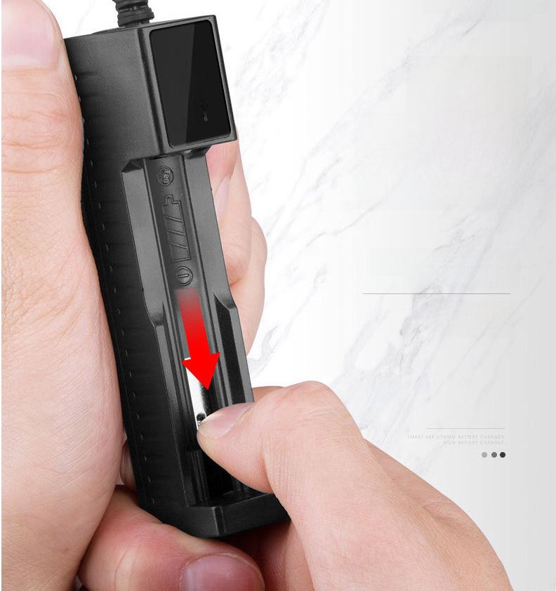 USB Single-Slot batterilader for 18650, 16340, 14500, 26650, 18500, 3,7V