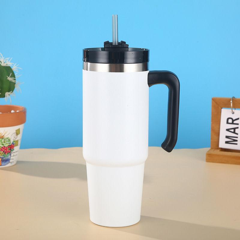 20oz/30oz Stainless Steel Thermos Mug With Straw Car Insulated Cup Tumbler for Outdoor Sports Keeps Cold and Heat Thermal Mug