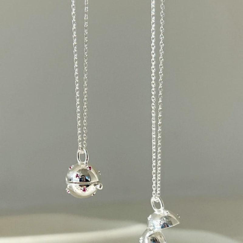 BSWAN Memory Ornament Silver_necklace