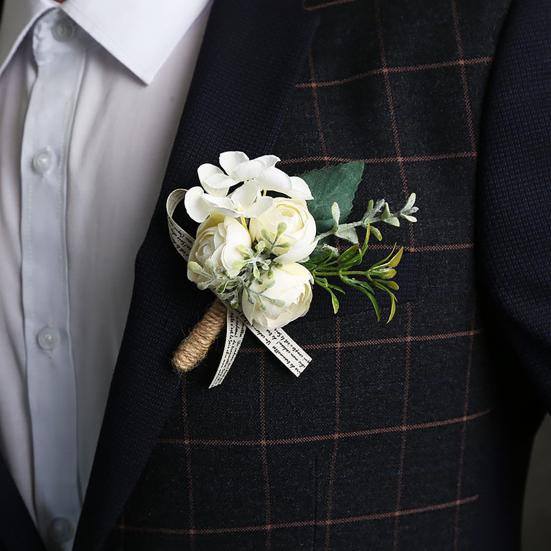 Hvid Bryllupsblomst Rustik Brudgom Knaphul til Brud Brudepige Brudgom Groomsman Vestlig Silkeblomst Fest