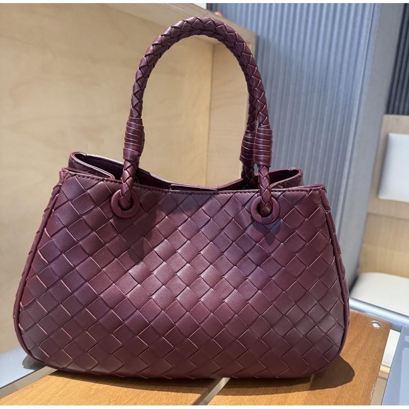 Genuine Lamb Leather Woven Tote Bag Women Small Crossbody Handbag Daily Use Office Commute Fashion Accessory