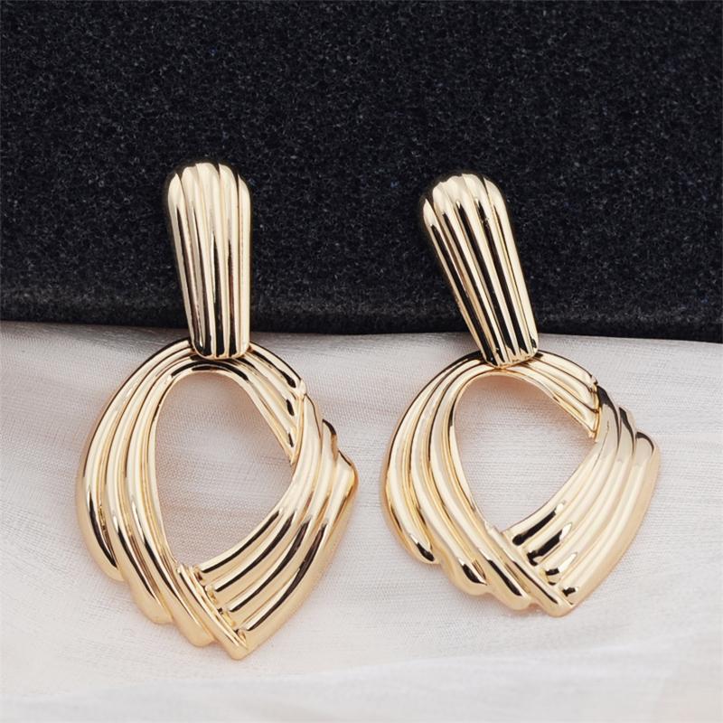 Exaggerated Geometric Irregularity Smooth Metal Twist Pendant Earrings for Women Temperament Jewelry