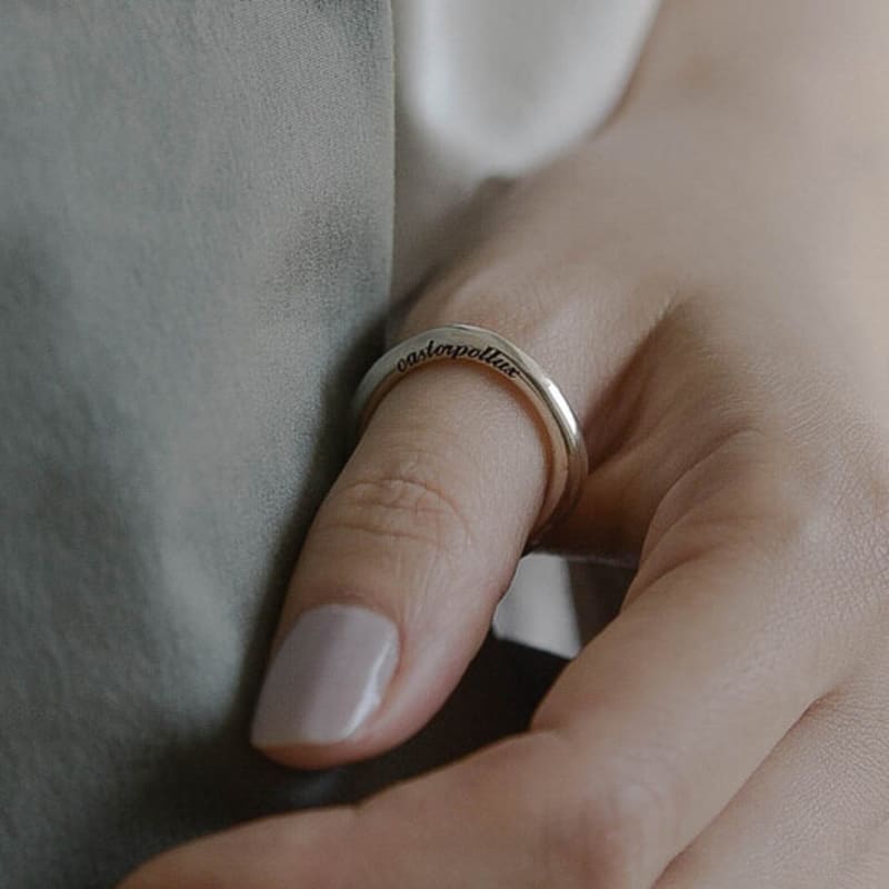 Retro finger Story_SR51 (Engraving)