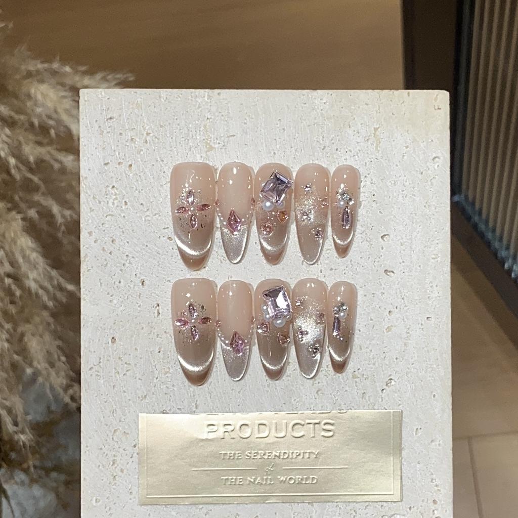 Handmade Nude Color Gradient French Cat Eye Pink Broken Diamond Pile Diamond Small Flower Moonlight Messenger Patch