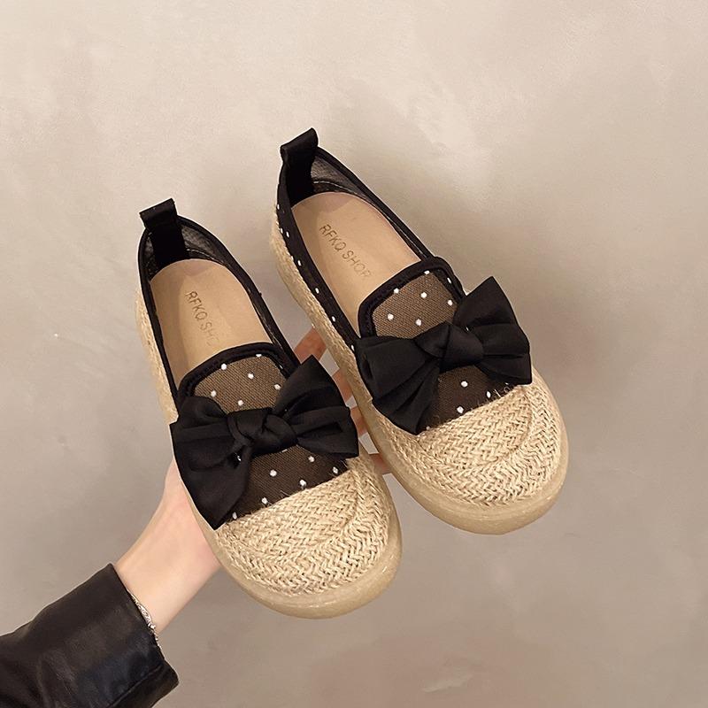 

Модная женская обувь 2025 Горячая распродажа Мелкие женские балетки Мода Бант-бабочка Новые Повседневные Удобные Легкие Мягкая подошва Плоские Низкий каблук 40 чёрный
