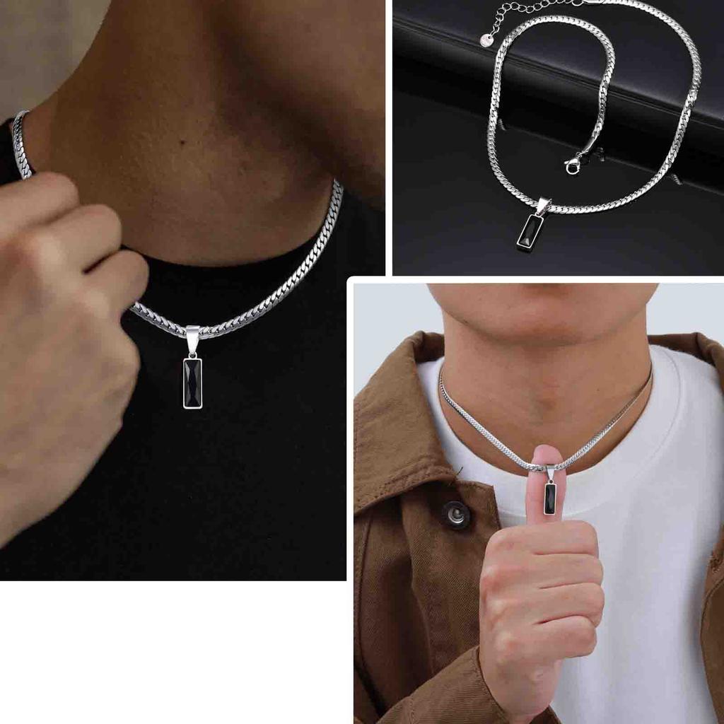 Einfacher geometrischer quadratischer Anhänger Edelstahl-Halskette für Männer und Frauen Nischige trendige Schlüsselbein-Kette für Papa Valentinstag
