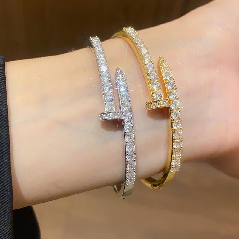 18K Gold-Plated Zircon & Mother-of-Pearl Oval Bangle - Elegant, Versatile Luxury Bracelet for Women