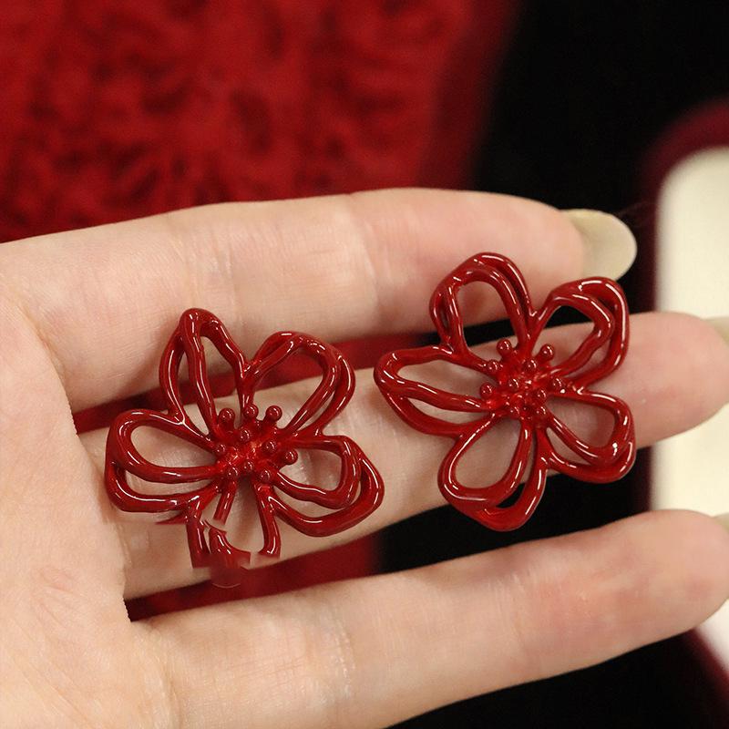 Red Hollow Flower Earrings: Elegant Silver Needle Studs for Women