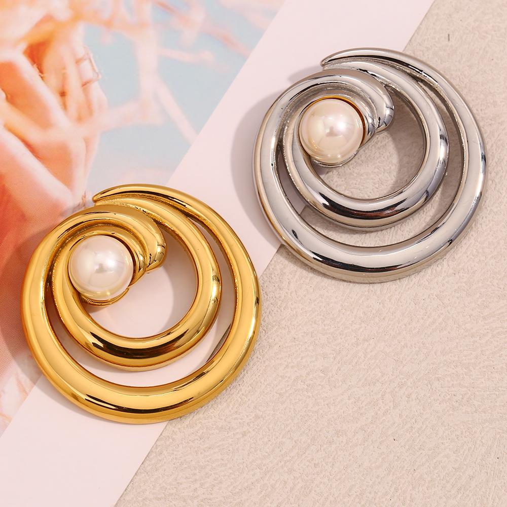 MamacitaSlay Unique 18K Gold Plated Stainless Steel Round Pearl Brooch Waterproof Jewelry Unisex Creative Collar Decoration