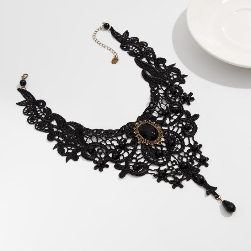 Elegant Lace Gothic Necklace with Blood Drop Pendant Women Choker Halloween Neck Chain Choker Retro Punk Accessories