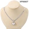Elegant Light Luxury Heart-Shaped Gold-Plated Titanium Steel Necklace for Women - Versatile Fashion Clavicle Chain.