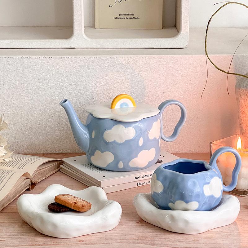 Super Healing Hand-painted Blue Sky and White Clouds Ceramic Coffee Cup and Saucer Set Cute Latte Latte Flower Cup Afternoon Tea Cup