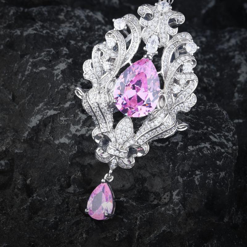 BELLA BOX O căprioară are accesoriile de nuntă ale miresei tale Colier cu pandantiv cu iris albastru regal, lacrimă cu diamant roz, fetiță cu diamante cu conținut ridicat de carbon