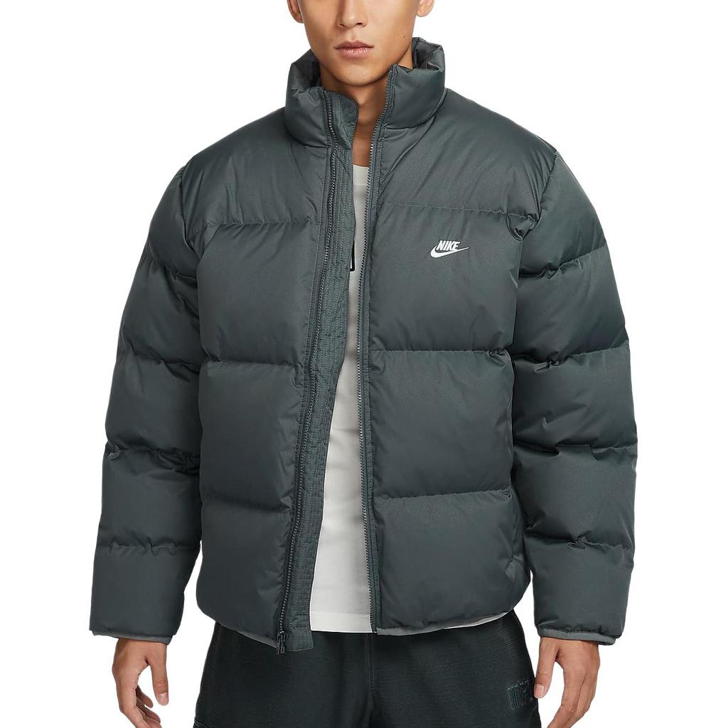 Nike Geacă Puffer Club Therma-FIT Warm Croială Largă Guler Înalt Bărbați Jachete Gri Fier Alb FZ5029068
