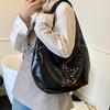 Retro Star Rivet Tote Bag Solid Pu Leather Shoulder Bag Large Capacity Female Casual Shopping Underarm Pack Lady Handbag