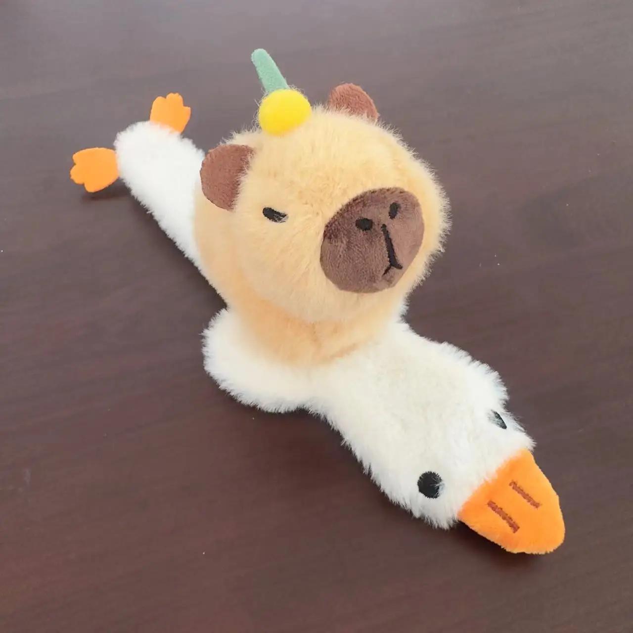 Kawaii Capybara Klaparmband Polspop Schattig Klein Pluche Speelgoed Armband Figuur Cadeau Voor Meisjes Vrouwen Verjaardagscadeau