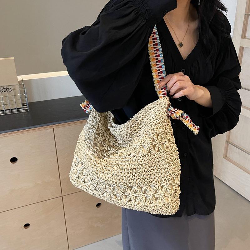 Commuter Large-capacity Straw Woven Bag Woven Women's New Summer Versatile Shoulder Bag Beach Tote Bag