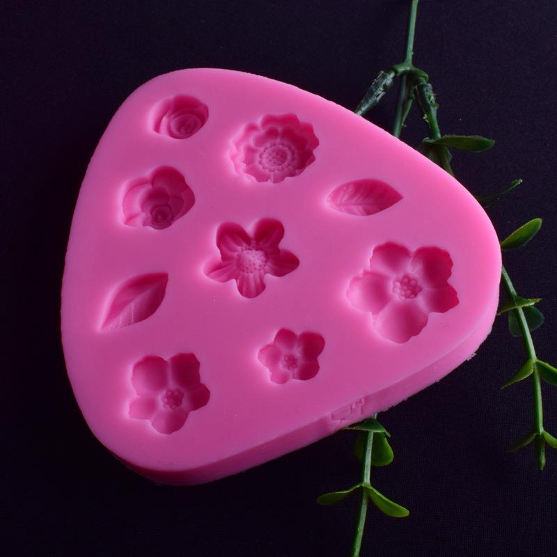 9 Chiar și drăguț matriță din silicon pentru fondant de flori