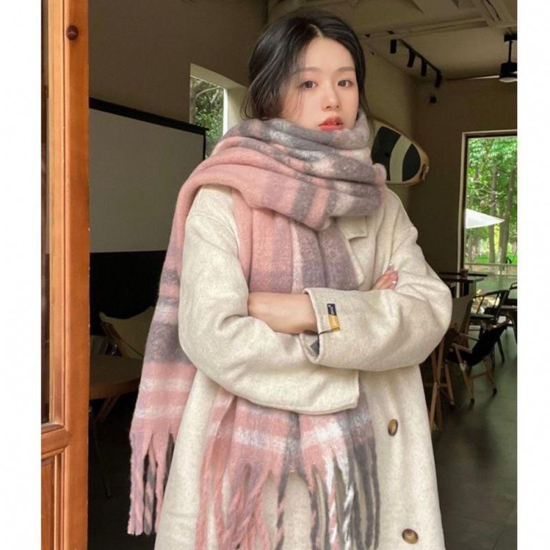 Women's Thick Plaid Yarn Scarf - Versatile, Warm, College Style for Fall/Winter