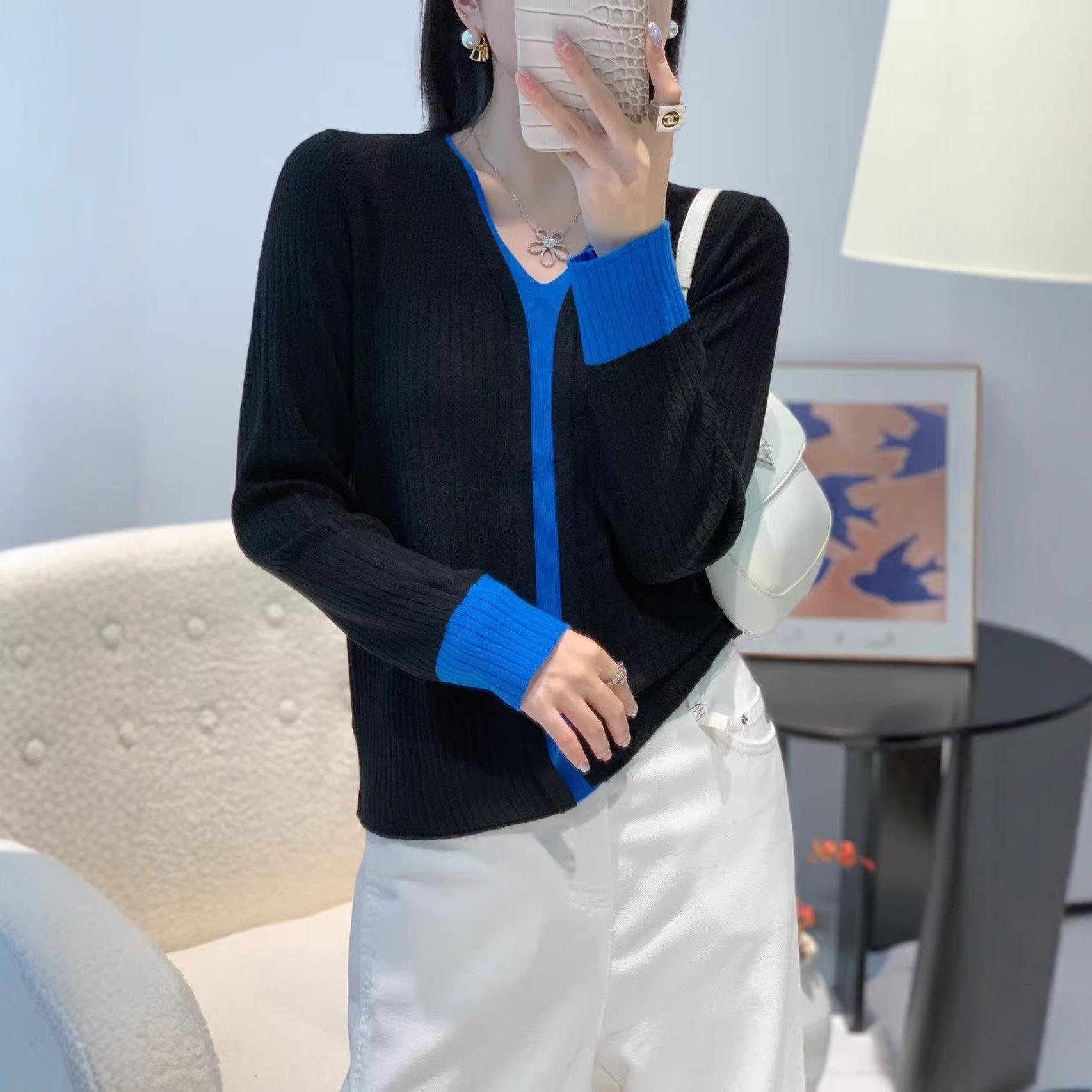 

Women s V-Neck Color Block Knitted Sweater - 2025 Autumn/Winter French Retro Style Large