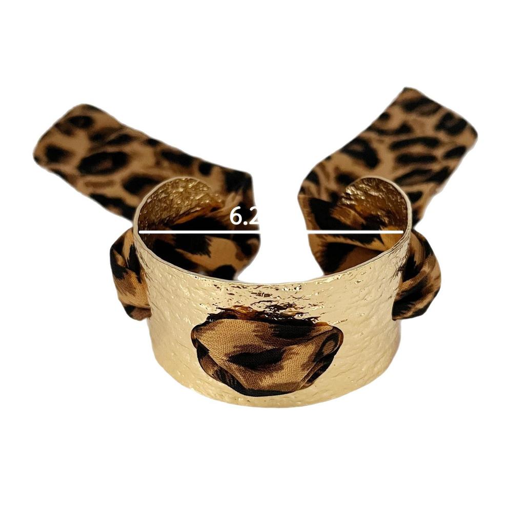 French Retro Leopard Print Silk Scarf Bracelet Matte Gold Open Bracelet Female Niche Design Exotic Stacked Jewelry