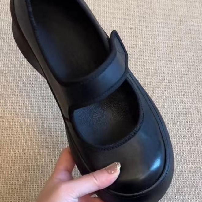 Spot Version~ Thick-soled Round Head Velcro Shallow Mouth Single Shoes Women's 2025 Summer New Versatile Casual Mary Jane Shoes