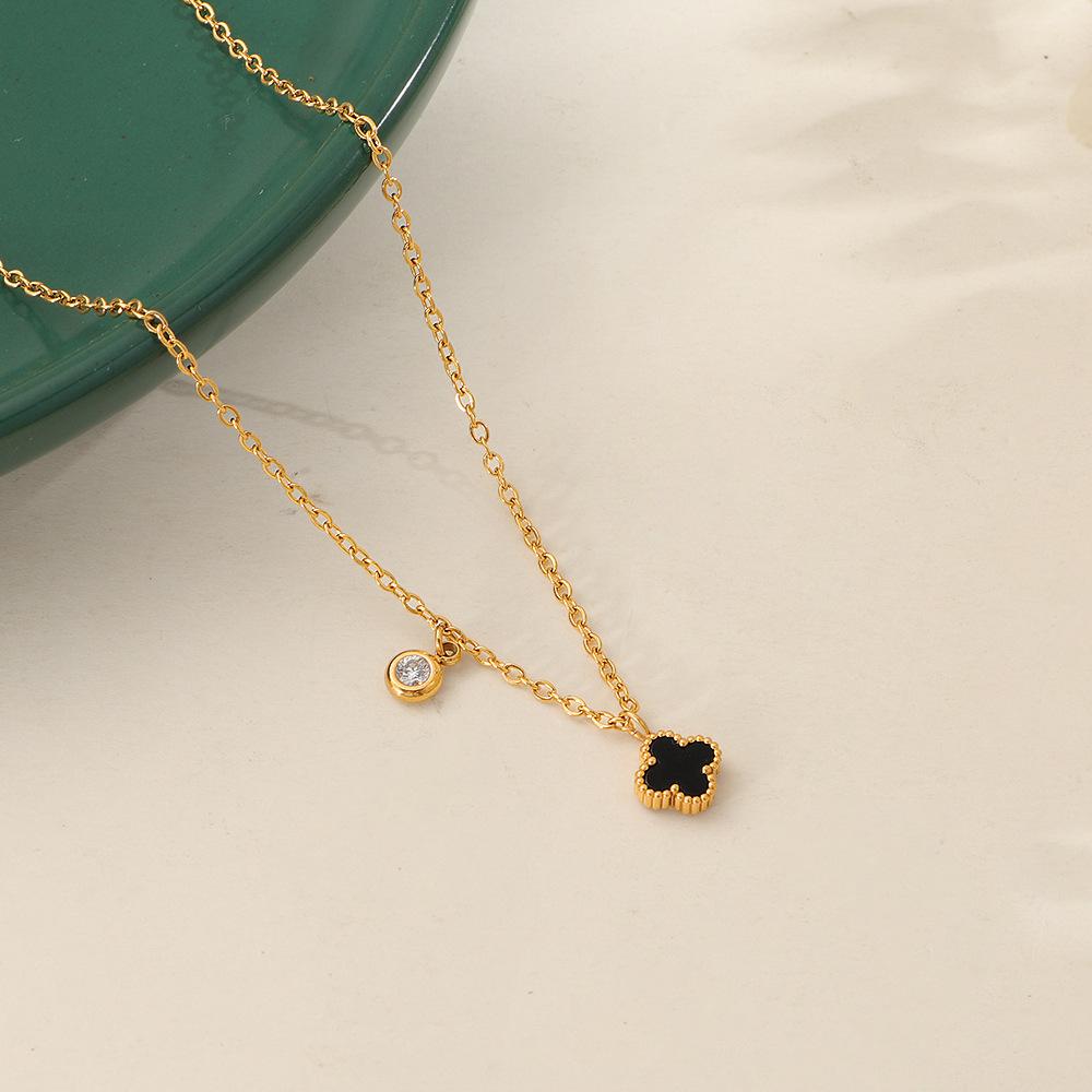 Titanium Steel Mini Four-leaf Clover Necklace New Style Double-sided Shell Flower Clavicle Chain Versatile Exquisite and Elegant