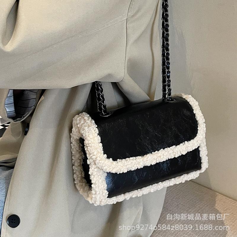 French Niche Fashion Chain Underarm Small Bag Women's 2025 New Autumn and Winter Retro Lamb Wool Splicing Messenger Bag