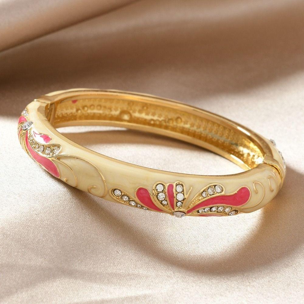 Pulseira Bangles Vazada Floral Tradicional Pulseira Dupla Pulseira de Mão Feminina Meninas