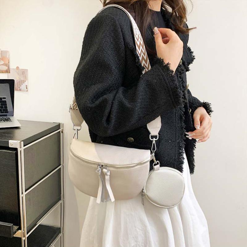 URB_ Cow Leather coin Crossbody Bag